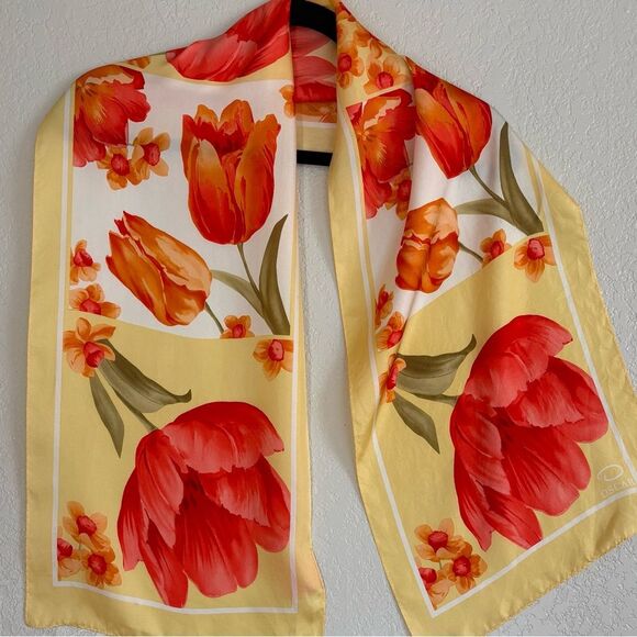 Oscar de la Renta Spring Summer Silk Tulip Scarf - Picture 5 of 8